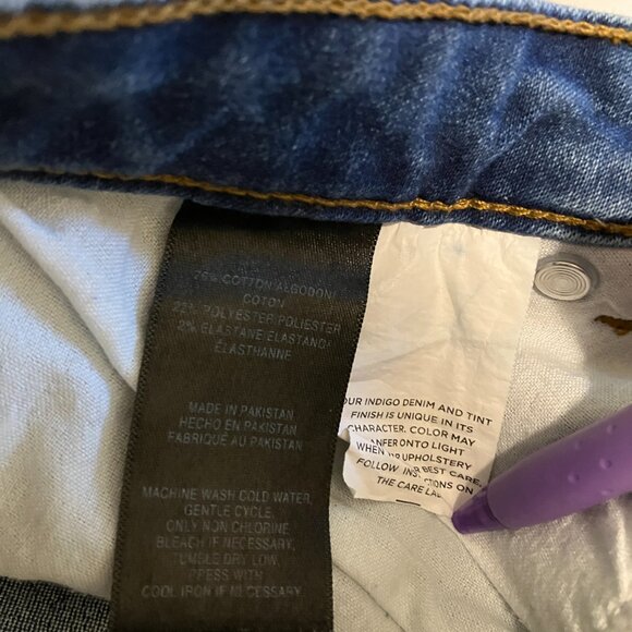 Jones New York Lexington Wide Leg Crop Jeans Womens Size 4 | High Rise Denim - Picture 10 of 10